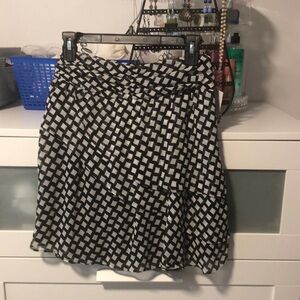 Great black and white ruffle tiered skirt by Nine West